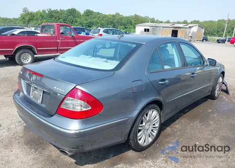 2008 Mercedes-Benz E 350 4Matic z USA, uszkodzony, nr VIN WDBUF87X08B212011